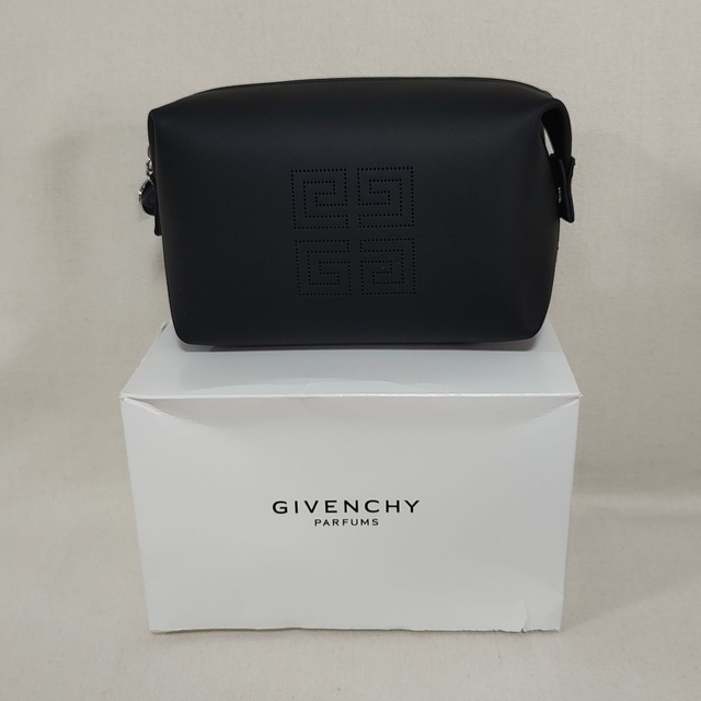 GIVENCHY(ジバンシィ)の新品未使用 ノベルティ GIVENCHY ジバンシー ポーチ レディースのファッション小物(ポーチ)の商品写真