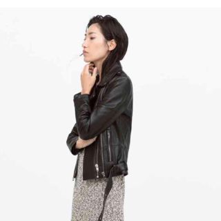 ザラ(ZARA)のZARA リアル ラム レザー ライダース ジャケット(ライダースジャケット)