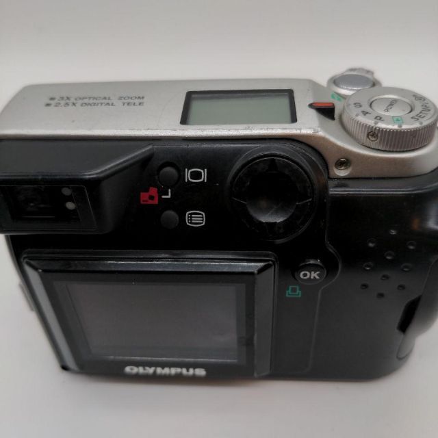 OLYMPUS(オリンパス)の✨希少✨C-2000ZOOM　✨現状販売品✨　✨お買い得品✨ スマホ/家電/カメラのカメラ(コンパクトデジタルカメラ)の商品写真