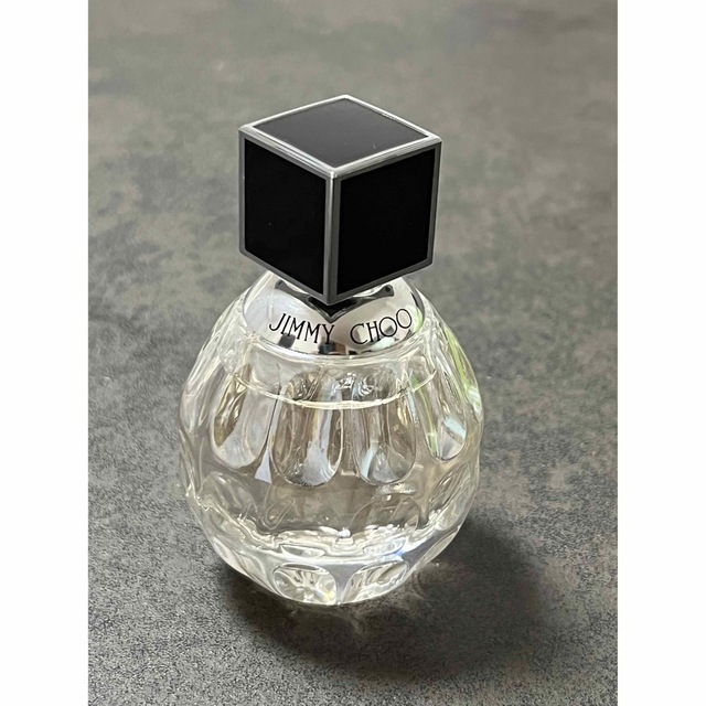 JIMMY CHOO(ジミーチュウ)のジミーチュウ 香水 JIMMY CHOO オードトワレ 40ml コスメ/美容の香水(ユニセックス)の商品写真