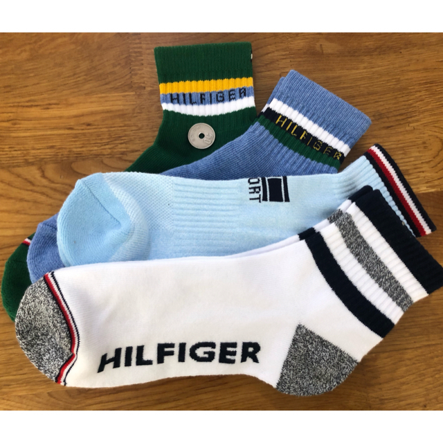 TOMMY HILFIGER(トミーヒルフィガー)の新品トミーヒルフィガーTOMMY HILFIGERレディース4足セット310 レディースのレッグウェア(ソックス)の商品写真