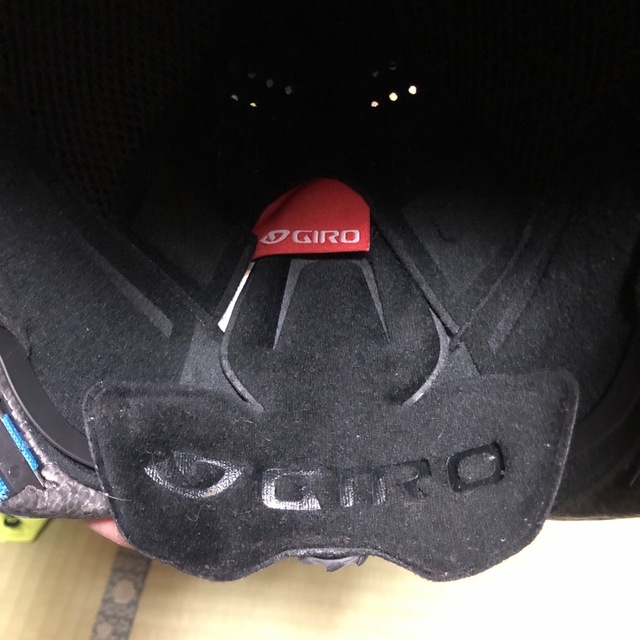 GIRO(ジロ)のスキー、スノボ用ヘルメット スポーツ/アウトドアのスキー(その他)の商品写真