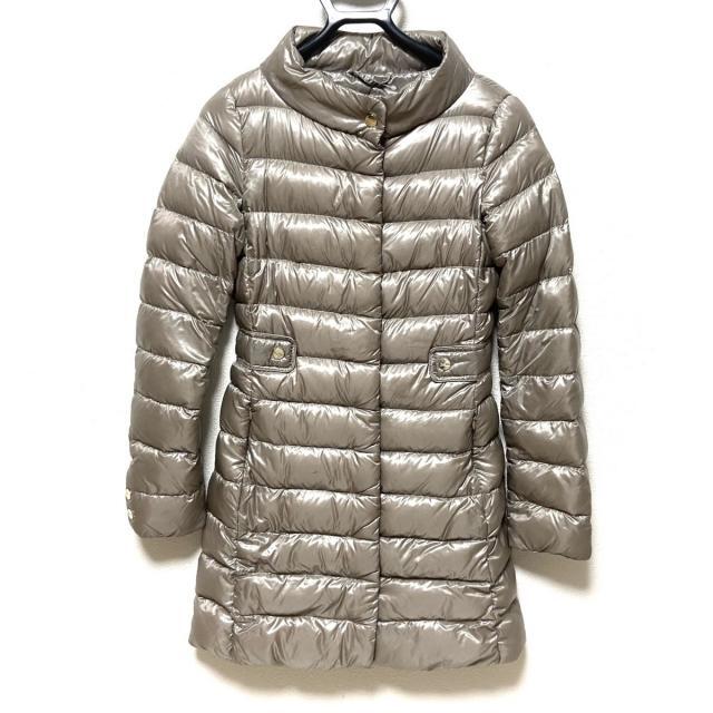 ヘルノ ダウンコート サイズ38 S - 長袖/冬 流行のアイテム 67.0%OFF