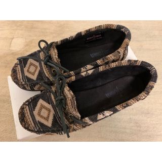 ミネトンカ(Minnetonka)の【ほぼ未使用】ミネトンカ　モカシン　バハモカシン baja Moccasin　(スリッポン/モカシン)