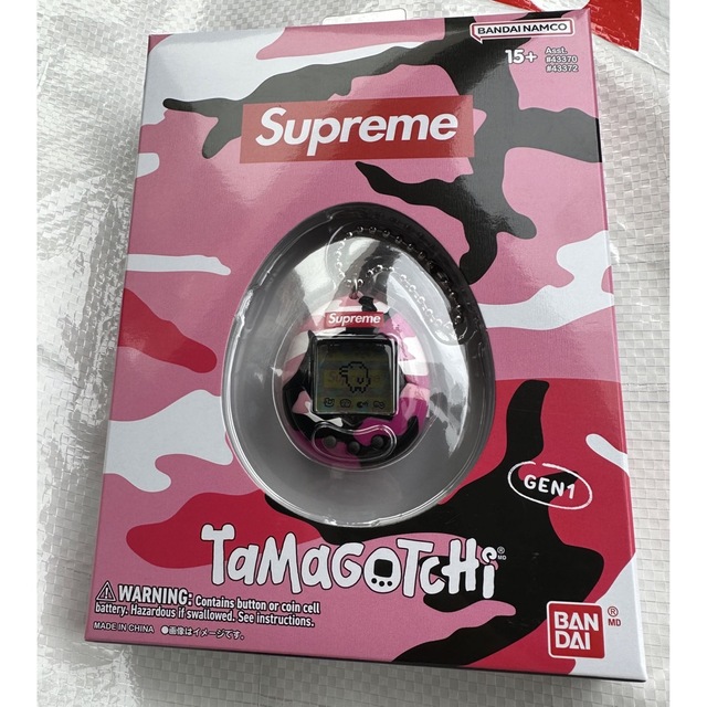 supreme たまごっち