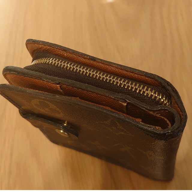 LOUIS VUITTON - 🍀 ルイヴィトン モノグラム コンパクトジップ LOUIS VUITTON - 🍀 ルイヴィトン モノグラム コンパクトジップ