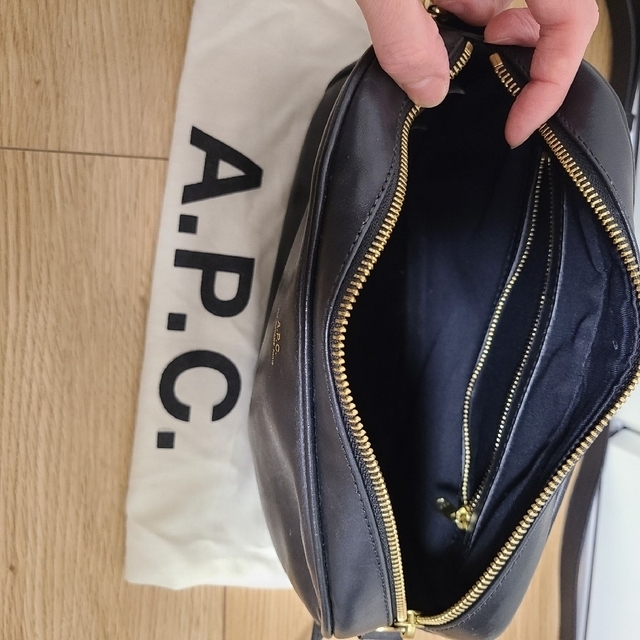 A.P.C(アーペーセー)のapc ショルダーバッグ レディースのバッグ(ショルダーバッグ)の商品写真