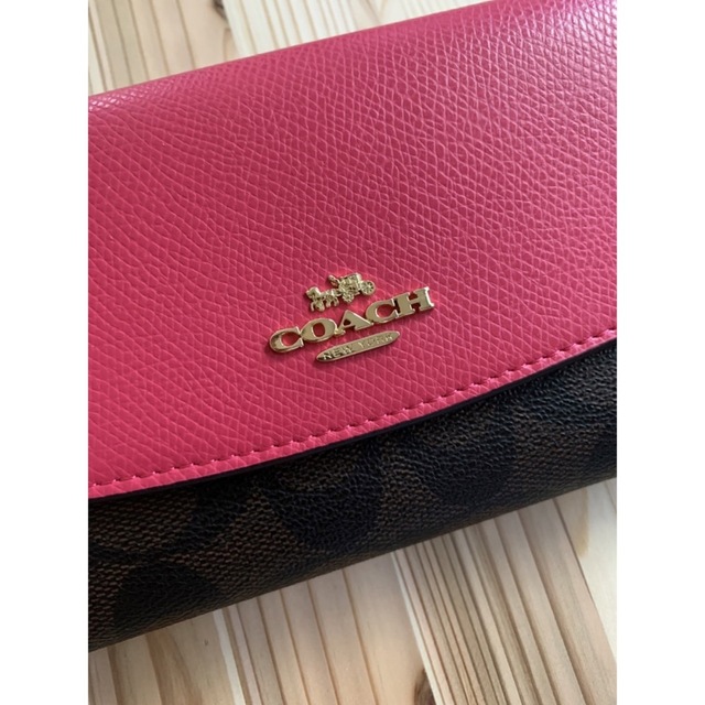 COACH(コーチ)のCOACH長財布F54022ブラウンシグネチャー×ピンク レディースのファッション小物(財布)の商品写真