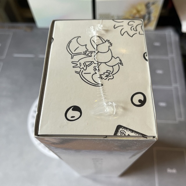 ポケモン(ポケモン)のYu Nagaba ピカチュウ box ポケモンカード エンタメ/ホビーのトレーディングカード(カードサプライ/アクセサリ)の商品写真