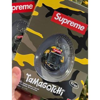 シュプリーム(Supreme)のSupreme Tamagotchi Yellow color(携帯用ゲーム機本体)