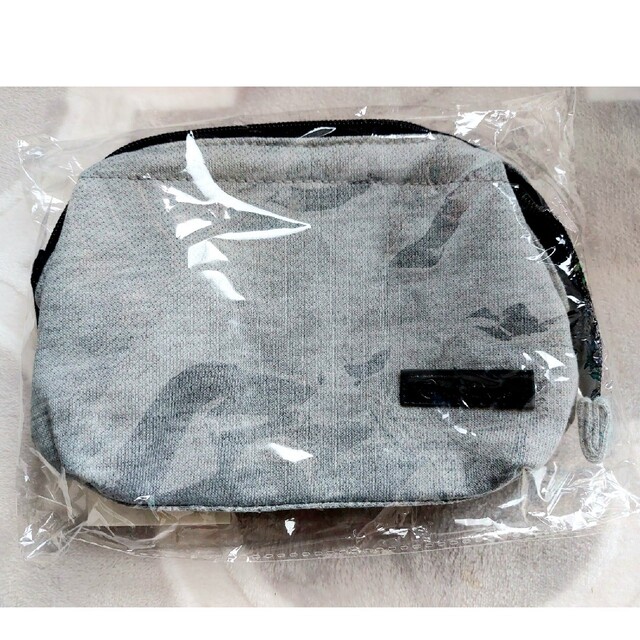 JAL ポーチ&ランチトートバッグ【新品】値下げ レディースのバッグ(トートバッグ)の商品写真