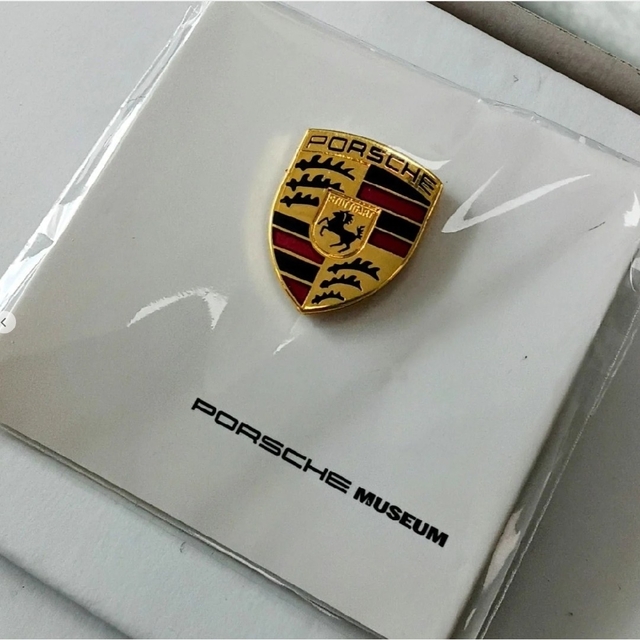 Porsche(ポルシェ)の4【ドイツ物】ポルシェ　エンブレム　ピンバッジ　純正品　オリジナルカラー 自動車/バイクのバイク(パーツ)の商品写真