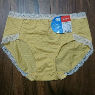 トリンプ(Triumph)の[新品]トリンプ♡ボーダー黄色さらっとショーツ　パンツ(ショーツ)