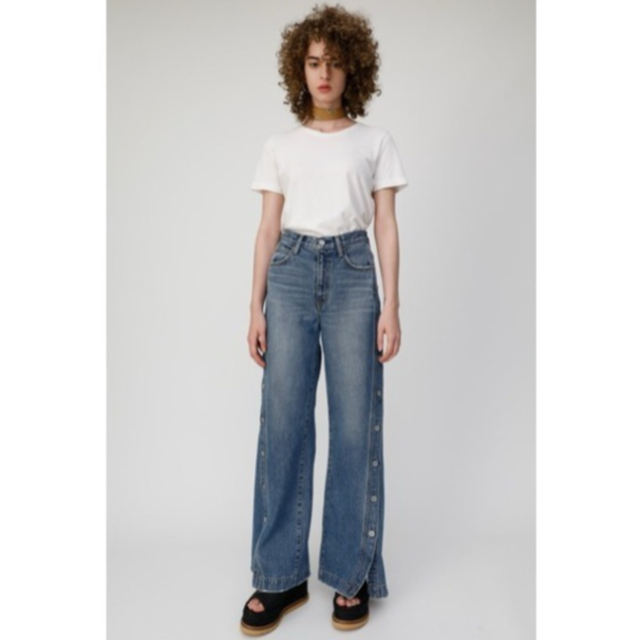 moussy(マウジー)の【新品未使用】【MOUSSY】BUTTON UP DENIM WIDE パンツ レディースのパンツ(デニム/ジーンズ)の商品写真