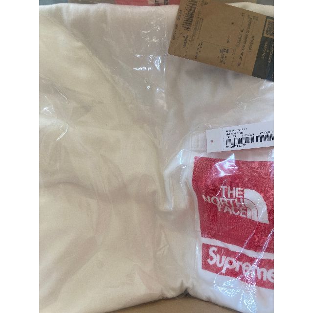 Supreme(シュプリーム)のL Supreme North Face Printed Pocket Tee メンズのトップス(Tシャツ/カットソー(半袖/袖なし))の商品写真