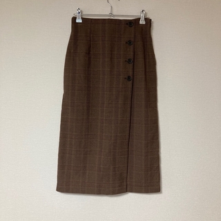 ユニクロ(UNIQLO)のユニクロ サイドボタンチェックラップスカート(ひざ丈スカート)