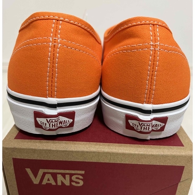 VANS(ヴァンズ)の【VANS】 AUTHENTIC オーセンティック オレンジ メンズの靴/シューズ(スニーカー)の商品写真