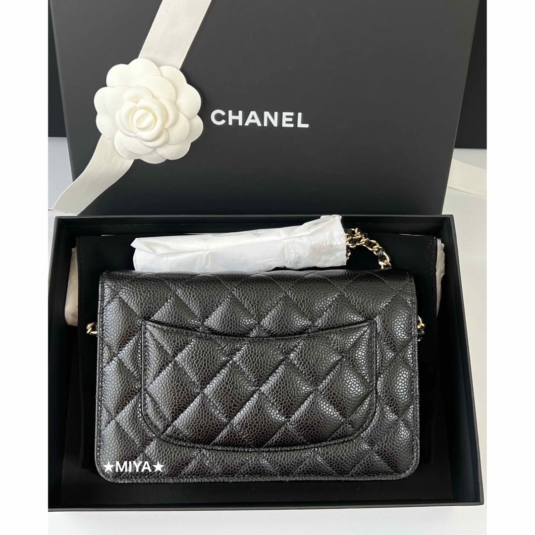 CHANEL - CHANELシャネル チェーンウォレット キャビアスキン ゴールド ...