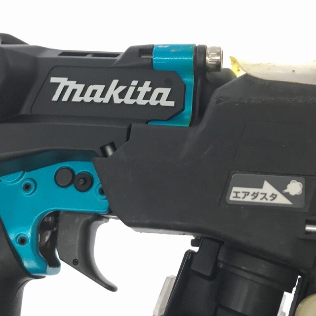 Makita ☆比較的綺麗です☆ makita マキタ 65mm 高圧 エア釘打ち機 AN636HM 青/ブルー 下地 内装 外装 エアダスタ付  大工道具 67529の通販 by 工具販売専門店Borderless(ラクマ店)｜マキタならラクマ