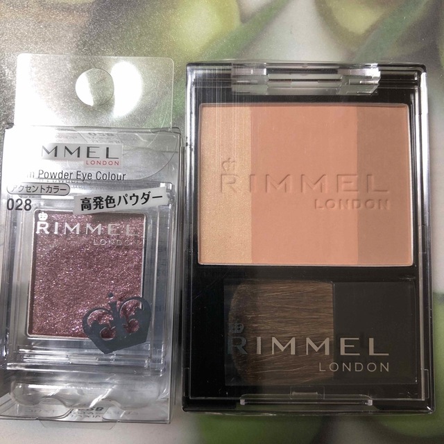 RIMMEL(リンメル)の【新品】リンメル　 コスメ/美容のベースメイク/化粧品(アイシャドウ)の商品写真