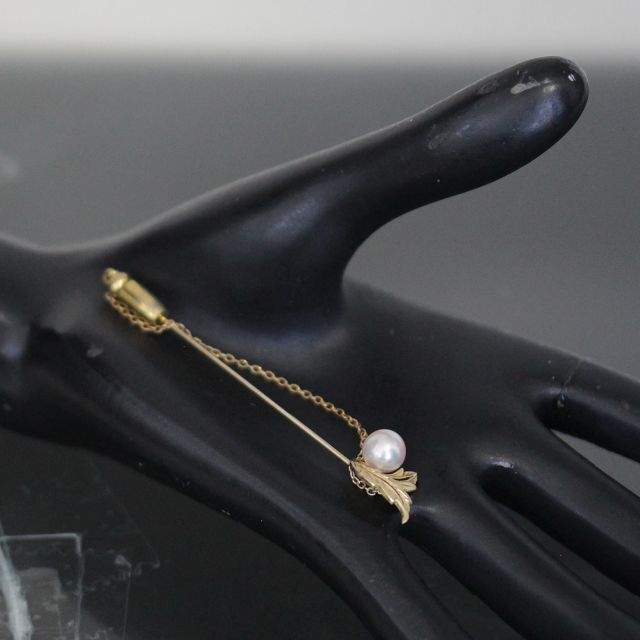 ミキモト MIKIMOTO アコヤパール 7.3mm リーフ ブローチ K14