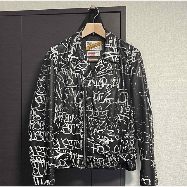 Supreme(シュプリーム)のシュプリーム×コムデギャルソンPerfecto LeatherJacket メンズのジャケット/アウター(ライダースジャケット)の商品写真