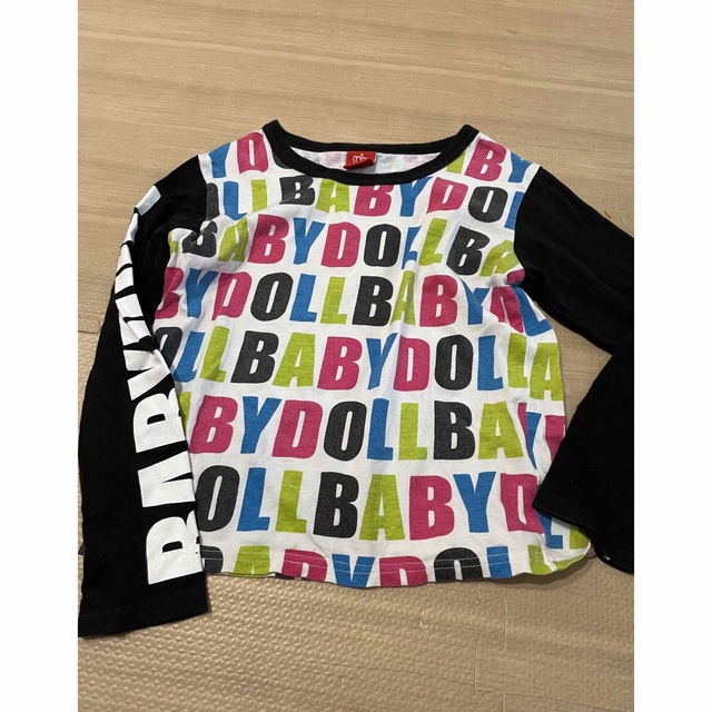 BABYDOLL(ベビードール)のbaby doll 130cm  ロゴ　ロンT キッズ/ベビー/マタニティのキッズ服男の子用(90cm~)(Tシャツ/カットソー)の商品写真