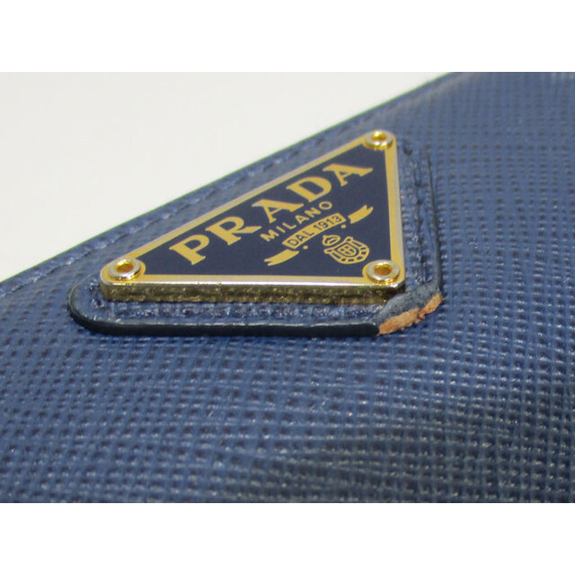 PRADA(プラダ)のPRADA ラウンドファスナー 長財布 レザー BLUETTE ブルー 三角ロゴ レディースのファッション小物(財布)の商品写真