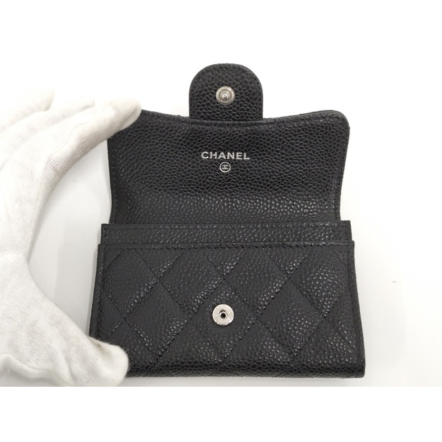 CHANEL - CHANEL カードケース マトラッセ ココマーク レザー CHANEL - CHANEL カードケース マトラッセ ココマーク レザー