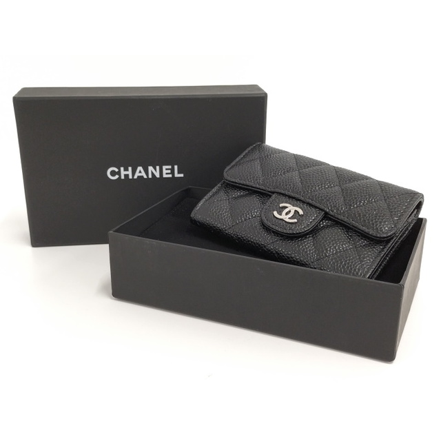CHANEL - CHANEL カードケース マトラッセ ココマーク レザー CHANEL - CHANEL カードケース マトラッセ ココマーク レザー