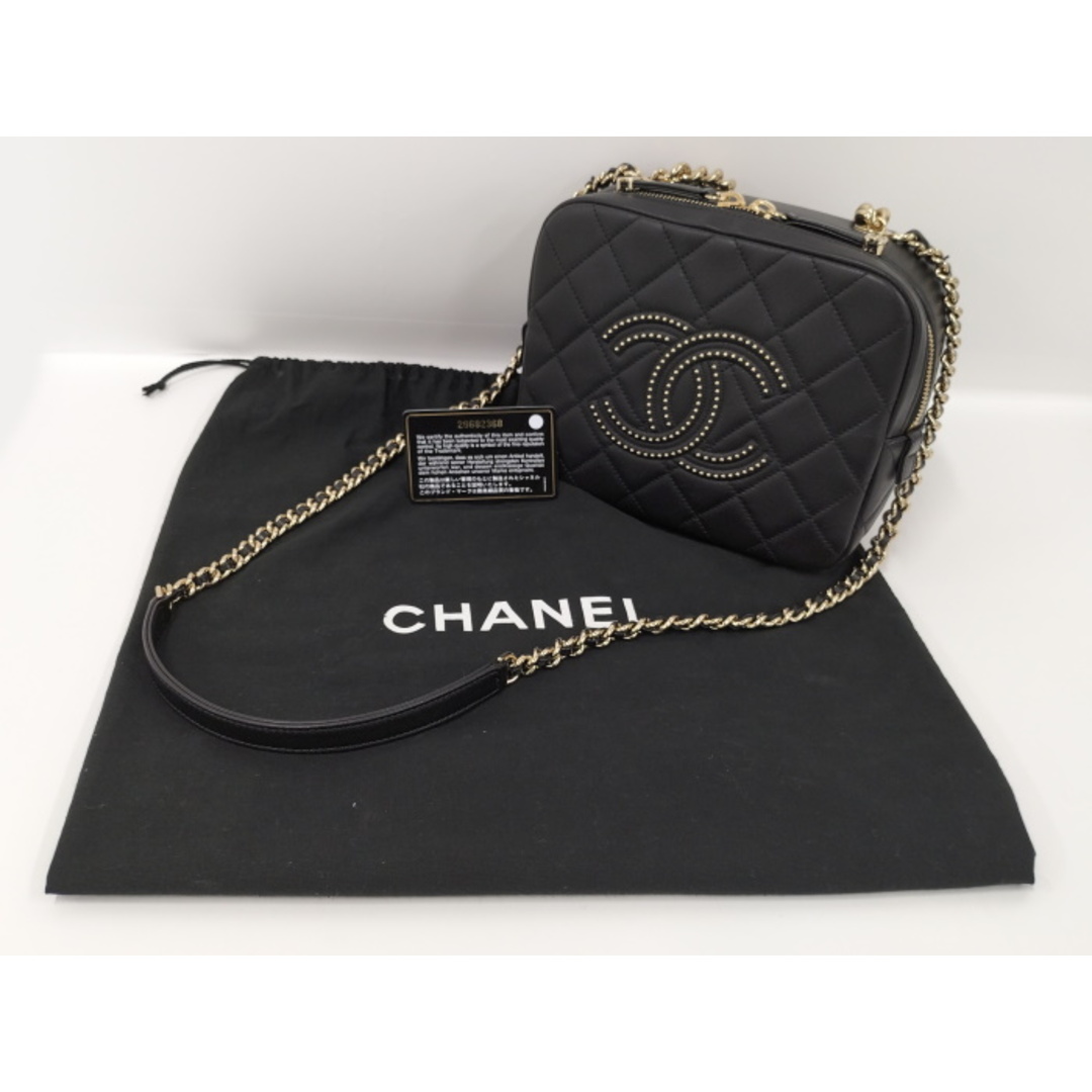 CHANEL マトラッセ スタッズ チェーンショルダーバッグ ラムスキン