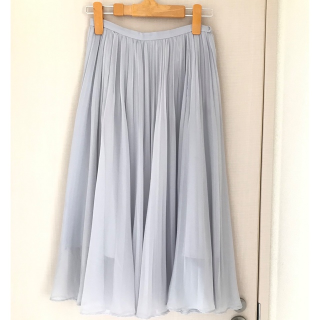 Rirandture(リランドチュール)のリランドチュール　プリーツスカート  サイズ2  グレー レディースのスカート(ひざ丈スカート)の商品写真