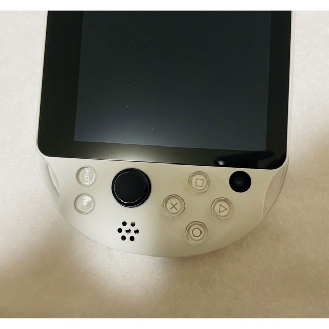 PlayStation Vita - PSVita PCH-2000 ZA22 本体 グレイシャーホワイト