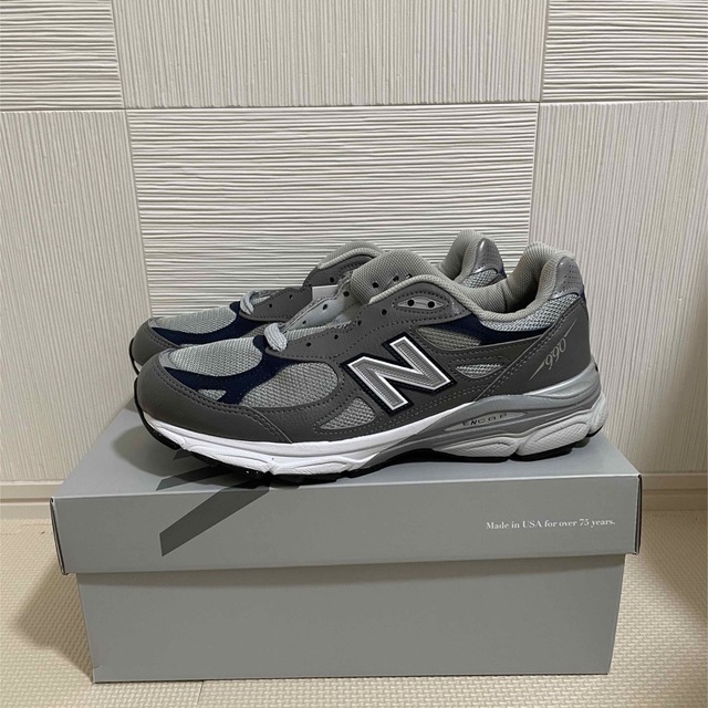 New Balance(ニューバランス)の新品未使用品 Newbalance m990 GJ3 26.5 メンズの靴/シューズ(スニーカー)の商品写真