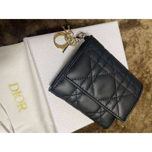 ホワイトブラウン 【新品未使用】Dior ロータスウォレットBLACK