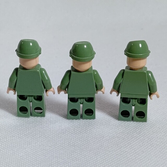 Lego(レゴ)の確認用！レゴ★ミリタリー ロシア軍兵士×3体 正規品 美品 超人気 激レア エンタメ/ホビーのおもちゃ/ぬいぐるみ(キャラクターグッズ)の商品写真