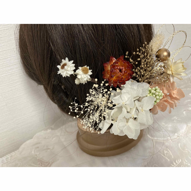 髪飾り　オレンジ金R-330   ヘアパーツ　卒業式　結婚式　前撮り ハンドメイドのウェディング(ヘッドドレス/ドレス)の商品写真