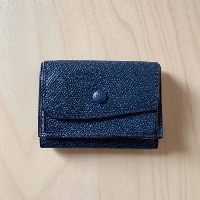 ベンチ 収納付 美品 ヴァレクストラ Valextra コンパクトパース 三