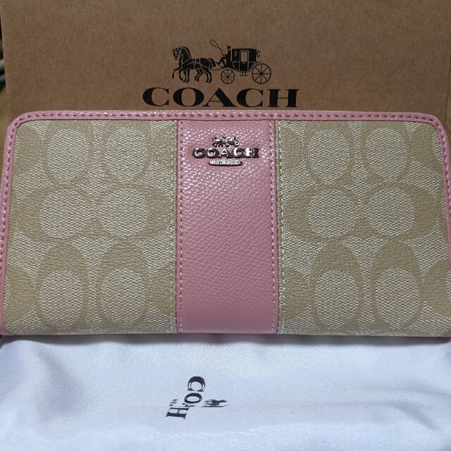 COACH 長財布 シグネチャー ピンクのワンポイント   財布