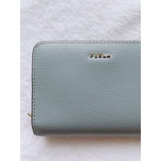 フルラ(Furla)の外側状態良！　FURLA二つ折り財布　ブルー　花柄(財布)