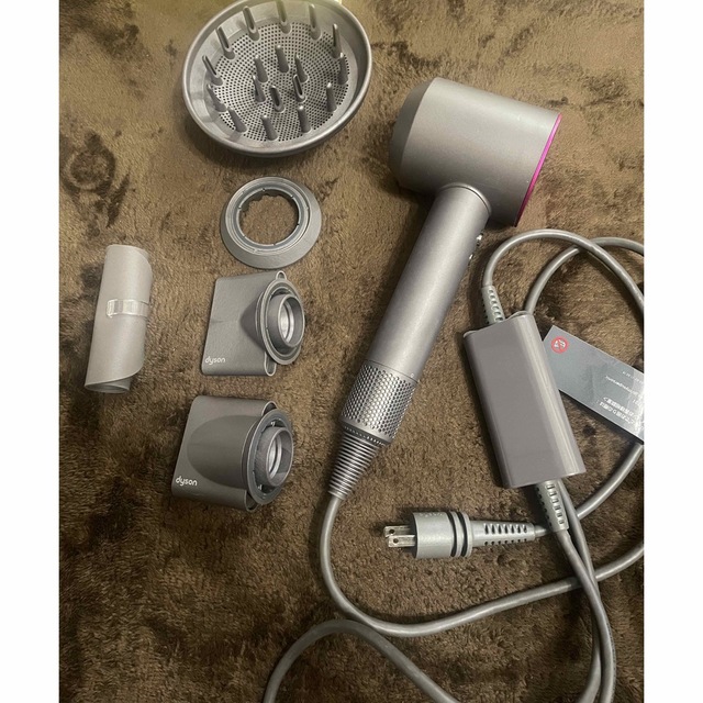 Dyson(ダイソン)のダイソン♡ドライヤー スマホ/家電/カメラの美容/健康(ドライヤー)の商品写真