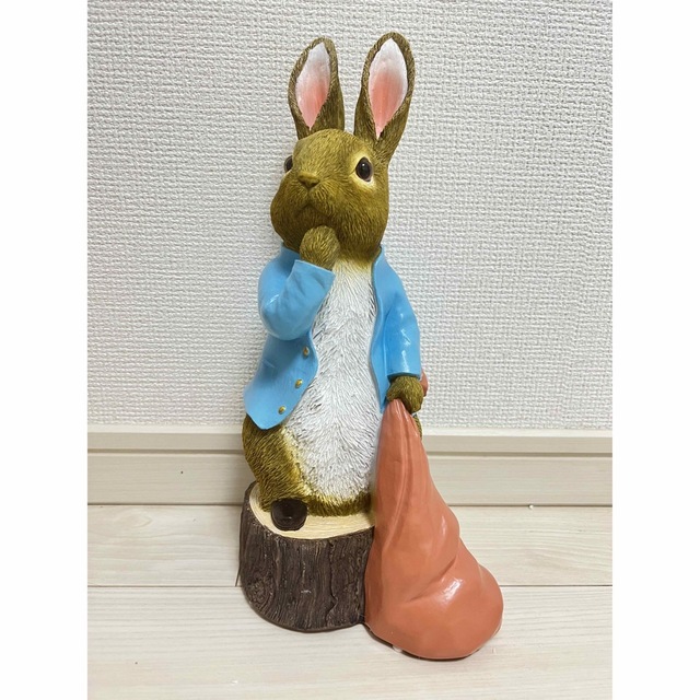 【大幅値下げ！】ピーターラビット Peter Rabbit 置物 インテリア/住まい/日用品のインテリア小物(置物)の商品写真