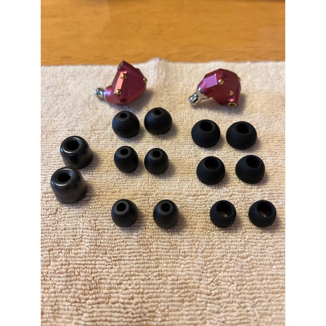 sora様　CAMPFIRE AUDIO IO スマホ/家電/カメラのオーディオ機器(ヘッドフォン/イヤフォン)の商品写真