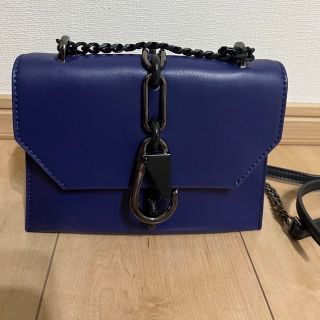 チャールズアンドキース(Charles and Keith)のチャールズ&キース　チェーンミニバッグ(ショルダーバッグ)