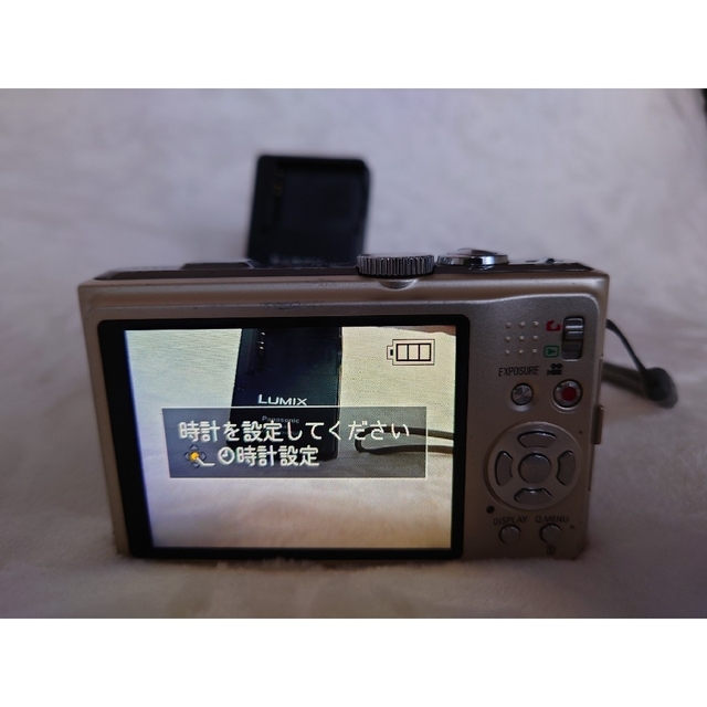 Panasonic(パナソニック)のpanasonic LUMIX DMC-TZ10 コンパクトデジタルカメラ スマホ/家電/カメラのカメラ(コンパクトデジタルカメラ)の商品写真