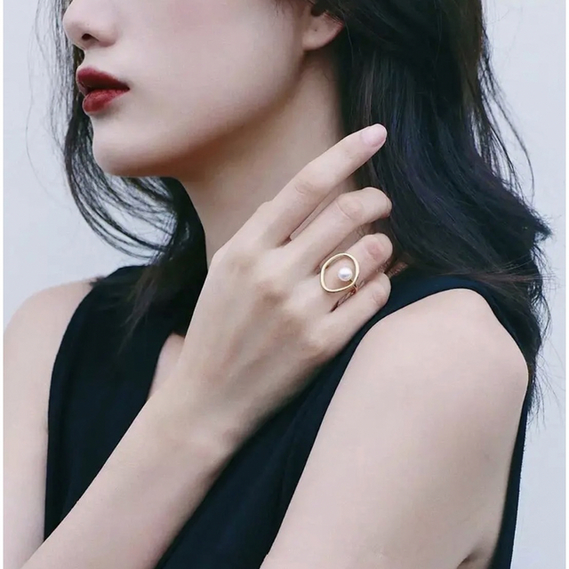 Ameri VINTAGE(アメリヴィンテージ)の【ラスト1点】新品インポート♡ゴールド パール リング 指輪 レディースのアクセサリー(リング(指輪))の商品写真