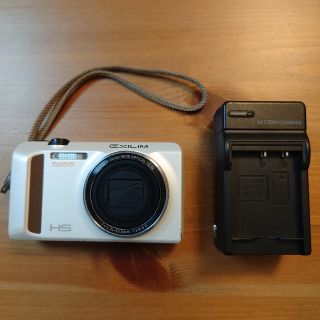 カシオ(CASIO)のCASIO　EXILIMコンパクトデジカメ(コンパクトデジタルカメラ)