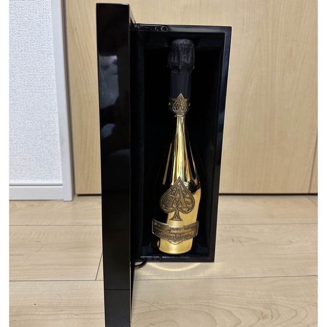 アルマンドゴールド 箱あり 未開栓 【残りわずか】 18130円引き