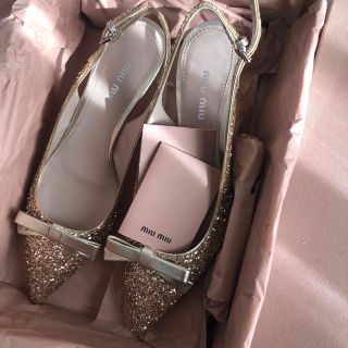 ミュウミュウ(miumiu)のmiumiu glitter shoes✨(ハイヒール/パンプス)