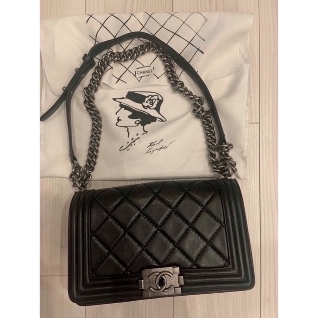 CHANEL ショルダーバッグ